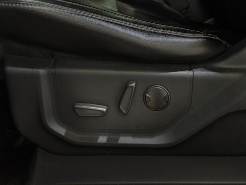Used 2021 Ford F350 Lariat AWD/4WD image 17