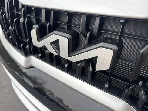 New 2025 Kia Telluride EX image 16