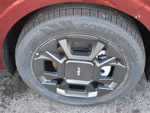 New 2026 Kia Carnival EX FWD image 12