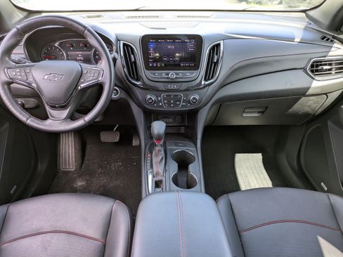 Certified 2022 Chevrolet Equinox RS w/ RS Leather Package FWD image 13