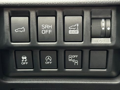 Used 2019 Subaru Forester Limited image 30