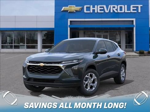New 2026 Chevrolet Trax LS w/ LS Convenience Package FWD image 6