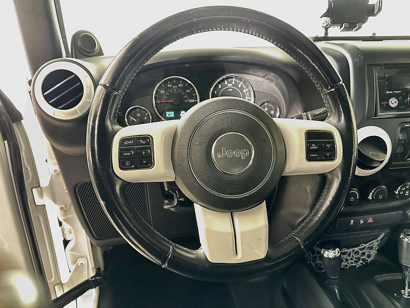 Used 2013 Jeep Wrangler Unlimited Sport AWD/4WD image 11