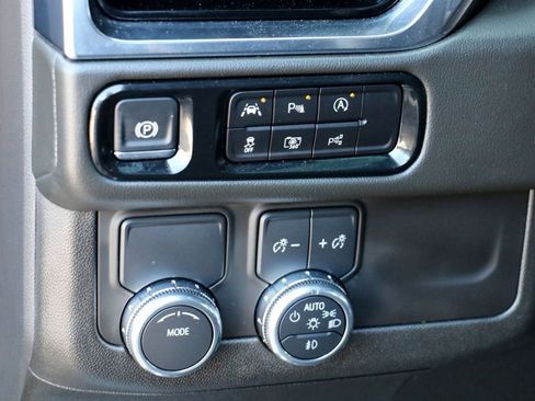 Used 2025 GMC Yukon XL Elevation w/ LPO, Floor Liner Package image 23