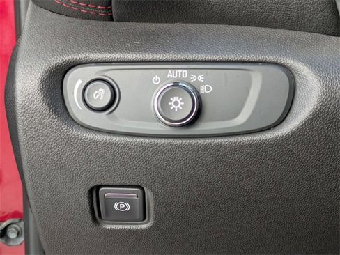 Used 2019 Chevrolet Blazer RS image 14