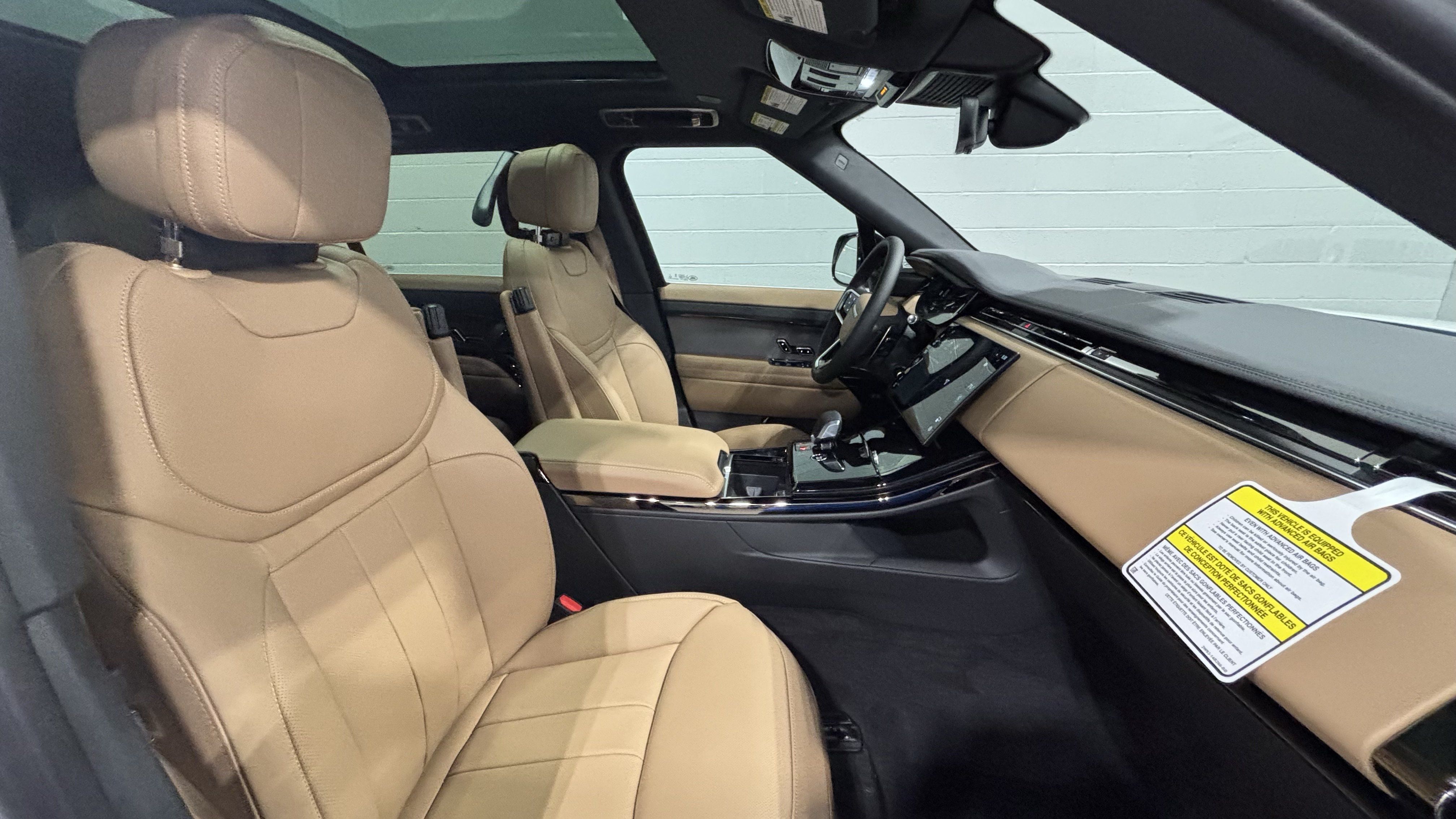 New 2026 Land Rover Range Rover Sport SE AWD/4WD image 14