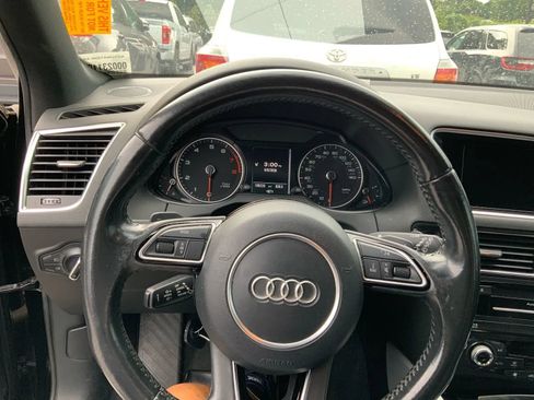 Used 2017 Audi Q5 2.0T Premium Plus w/ Technology Package AWD/4WD image 6