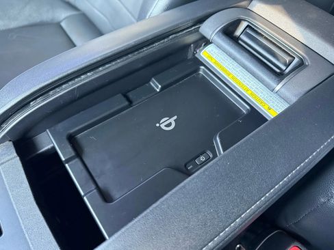 Used 2021 Toyota Highlander XLE image 20