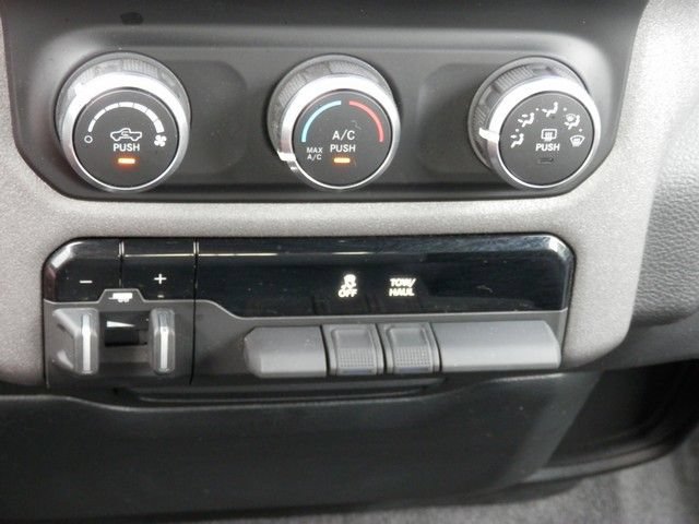 Used 2022 RAM 1500 Tradesman w/ Level 1 Safety Group AWD/4WD image 29