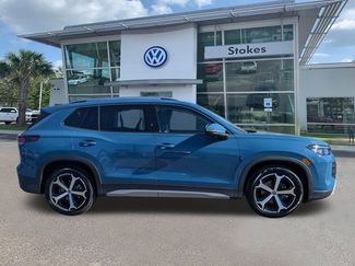 New 2026 Volkswagen Tiguan SE FWD video 3