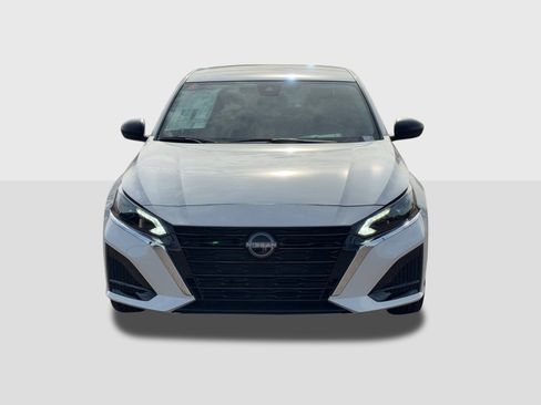 New 2025 Nissan Altima 2.5 SV image 6