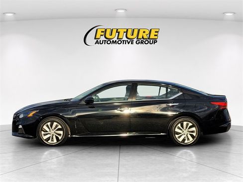 Certified 2022 Nissan Altima 2.5 S image 6