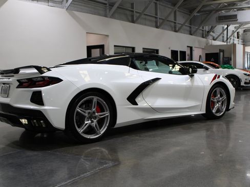 Used 2022 Chevrolet Corvette Stingray Preferred Conv w/ Z51 Performance Package image 14
