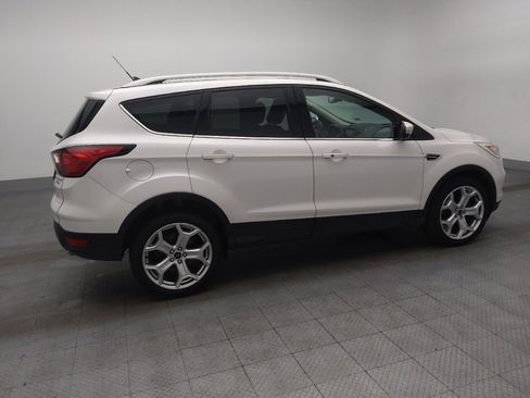 Used 2019 Ford Escape Titanium image 10