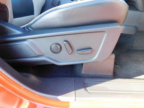 Used 2023 Ford Bronco Wildtrak image 19