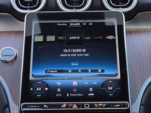 Certified 2025 Mercedes-Benz GLC 300 4MATIC image 18