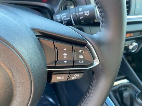 Used 2018 MAZDA MAZDA3 Grand Touring w/ Premium Equipment Package FWD image 21