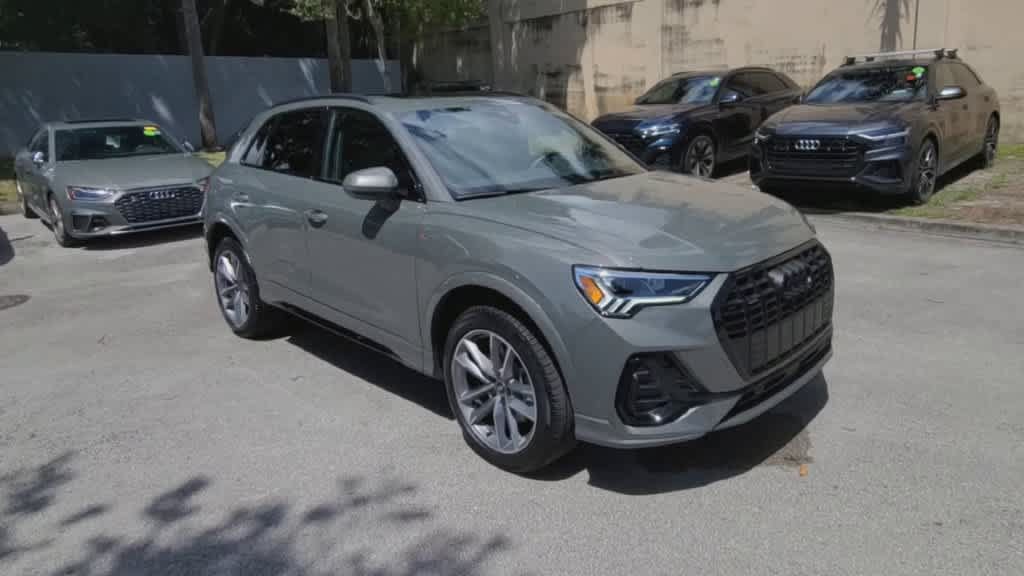 Certified 2024 Audi Q3 2.0T Premium AWD/4WD image 2