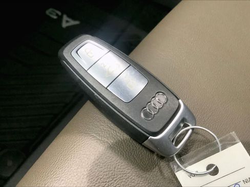 Used 2024 Audi A3 2.0T Premium w/ Convenience Package image 18