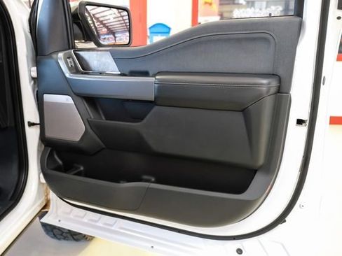 Used 2021 Ford F150 Lariat image 43