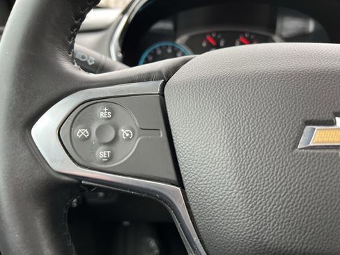 Used 2018 Chevrolet Traverse LT image 19