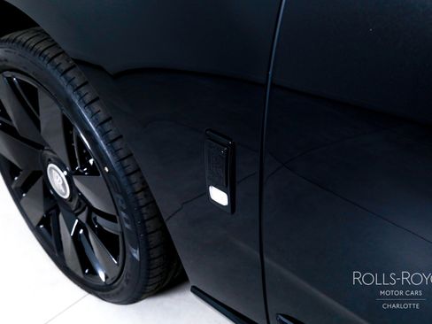 Used 2026 Rolls-Royce Cullinan image 40