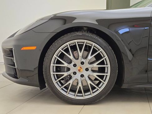 Used 2025 Porsche Panamera 4 AWD/4WD image 13