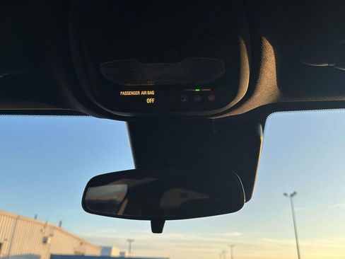 Certified 2024 Buick Envista Sport Touring w/ Convenience I Package image 30