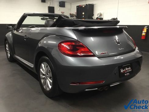 Used 2019 Volkswagen Beetle 2.0T S image 8