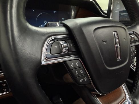 Used 2023 Lincoln Navigator L Reserve w/ Equipment Group 201A AWD/4WD image 18