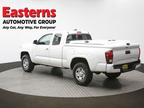 Used 2022 Toyota Tacoma SR w/ SR Convenience Package image 63