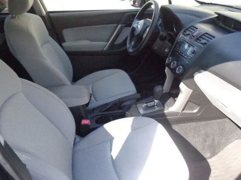 Used 2015 Subaru Forester 2.5i Premium AWD/4WD image 10