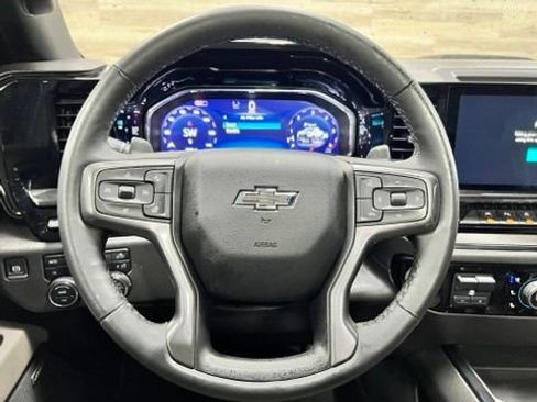 Used 2025 Chevrolet Silverado 1500 ZR2 w/ Technology Package AWD/4WD image 26