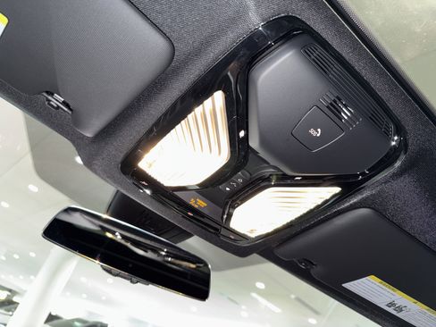 New 2026 BMW 430i Coupe w/ M Sport Package image 22