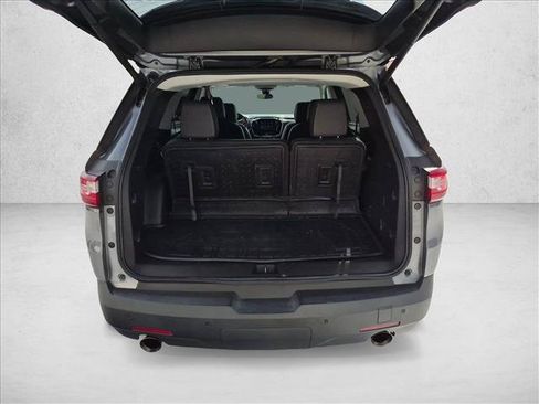 Used 2020 Chevrolet Traverse RS w/ LPO, Floor Liner Package FWD image 6