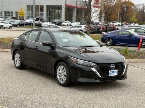New 2025 Nissan Sentra S image 3