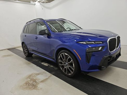 Used 2026 BMW X7 M60i AWD/4WD image 4