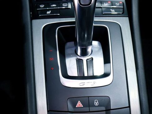 Used 2018 Porsche 911 GT3 image 34