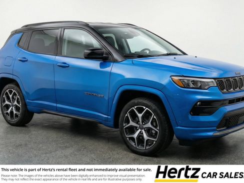 Used 2025 Jeep Compass Limited image 1