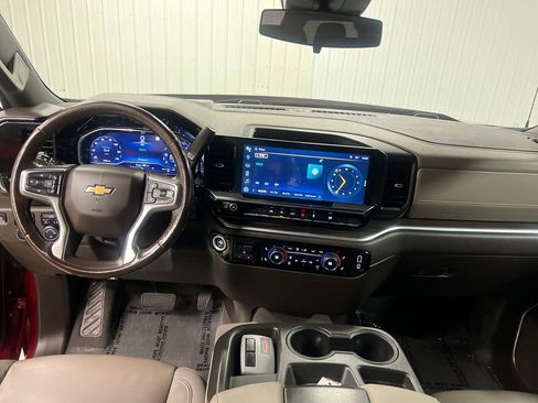 Certified 2022 Chevrolet Silverado 1500 LT w/ All Star Edition Plus AWD/4WD image 17