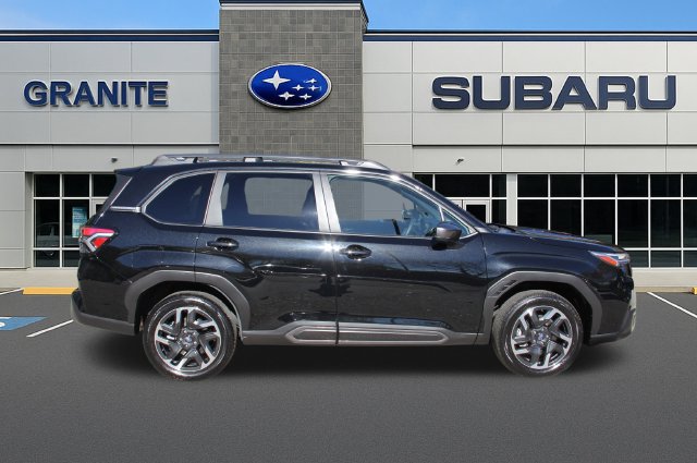 Used 2025 Subaru Forester Limited AWD/4WD image 7
