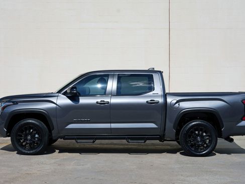 Used 2026 Toyota Tundra Limited AWD/4WD image 50