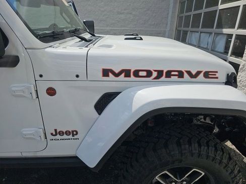 Used 2026 Jeep Gladiator Mojave image 21