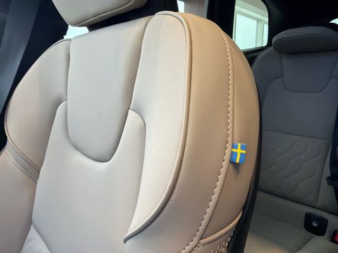 New 2026 Volvo XC60 B5 Plus w/ Protection Package Premier image 16