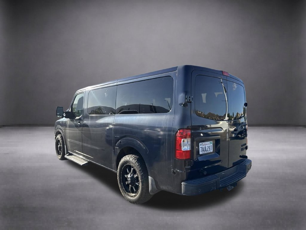 Used 2012 Nissan NV 3500 SL w/ Technology Pkg RWD image 2