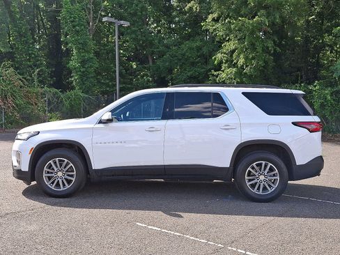 Used 2023 Chevrolet Traverse LT AWD/4WD image 4