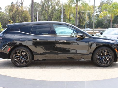 Used 2024 BMW iX M60 AWD/4WD image 7