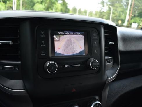 Used 2022 RAM 2500 Tradesman w/ Chrome Appearance Group AWD/4WD image 15