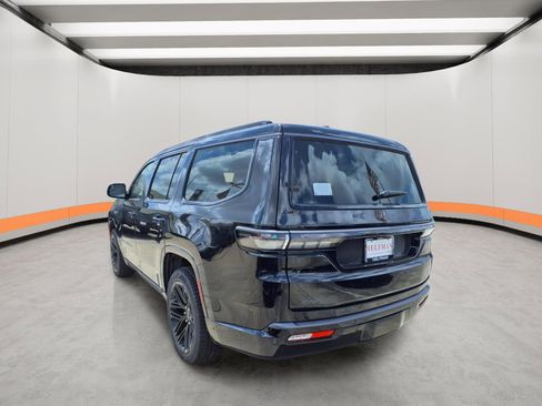 New 2026 Jeep Grand Wagoneer Limited AWD/4WD image 4