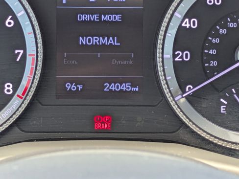 Certified 2023 Hyundai Sonata SE FWD image 25